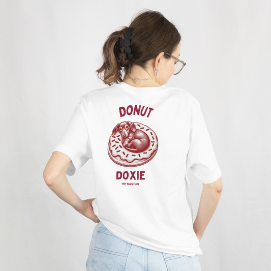 Donut Doxie - bordeaux - dachshund T-shirt