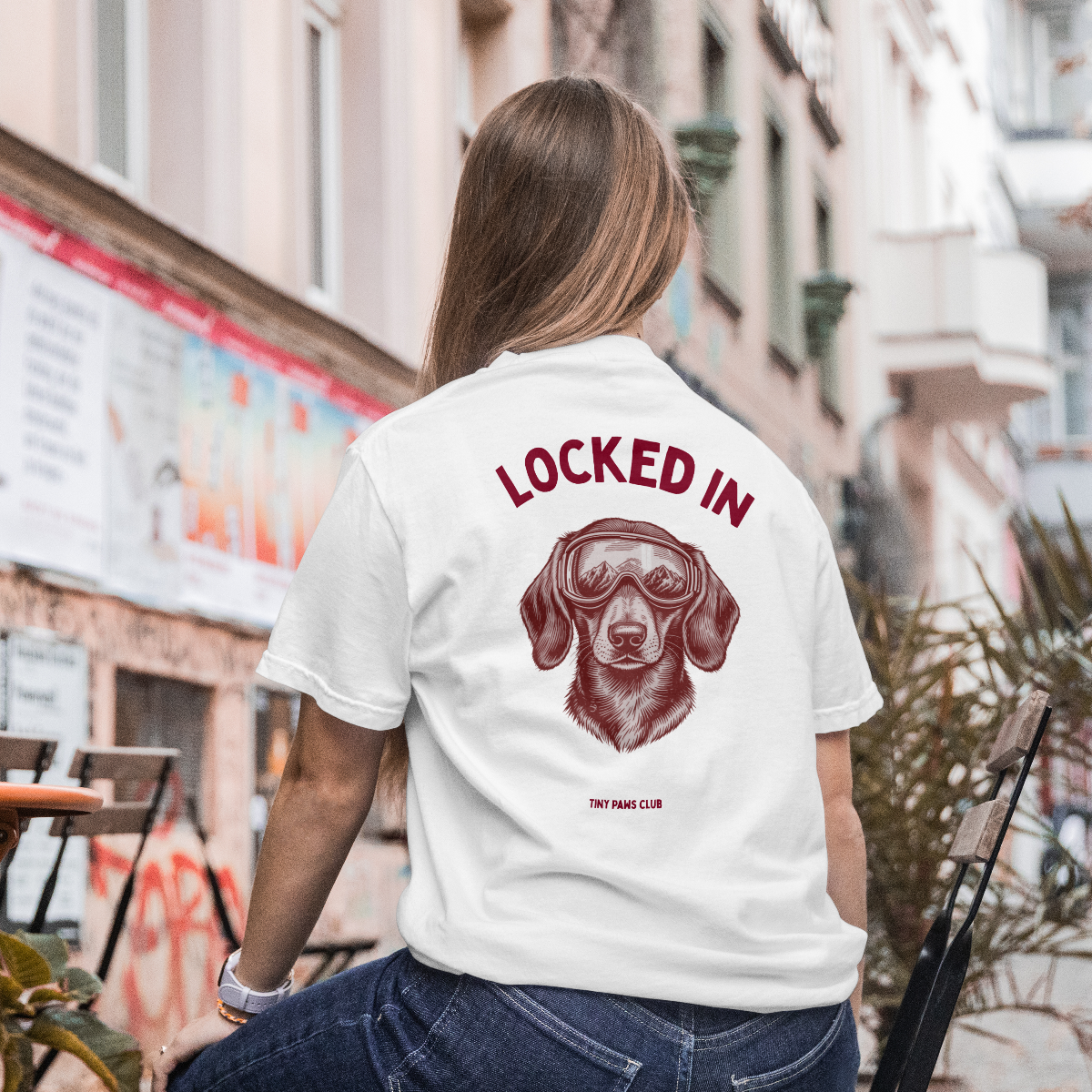 Locked in - bordeaux - dachshund T-shirt