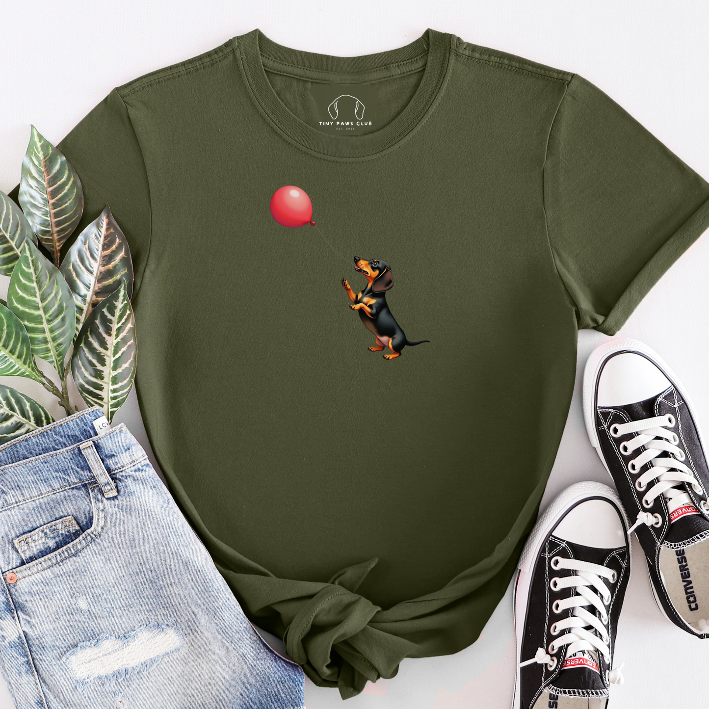 Teckel met rode ballon T-shirt