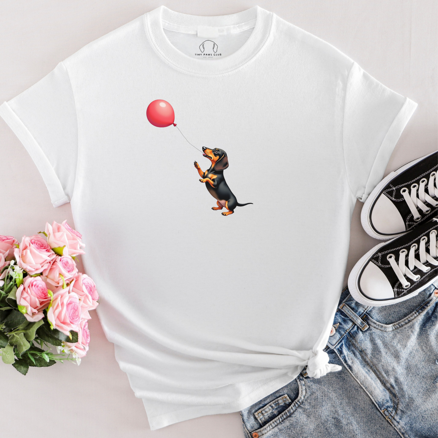 Teckel met rode ballon T-shirt