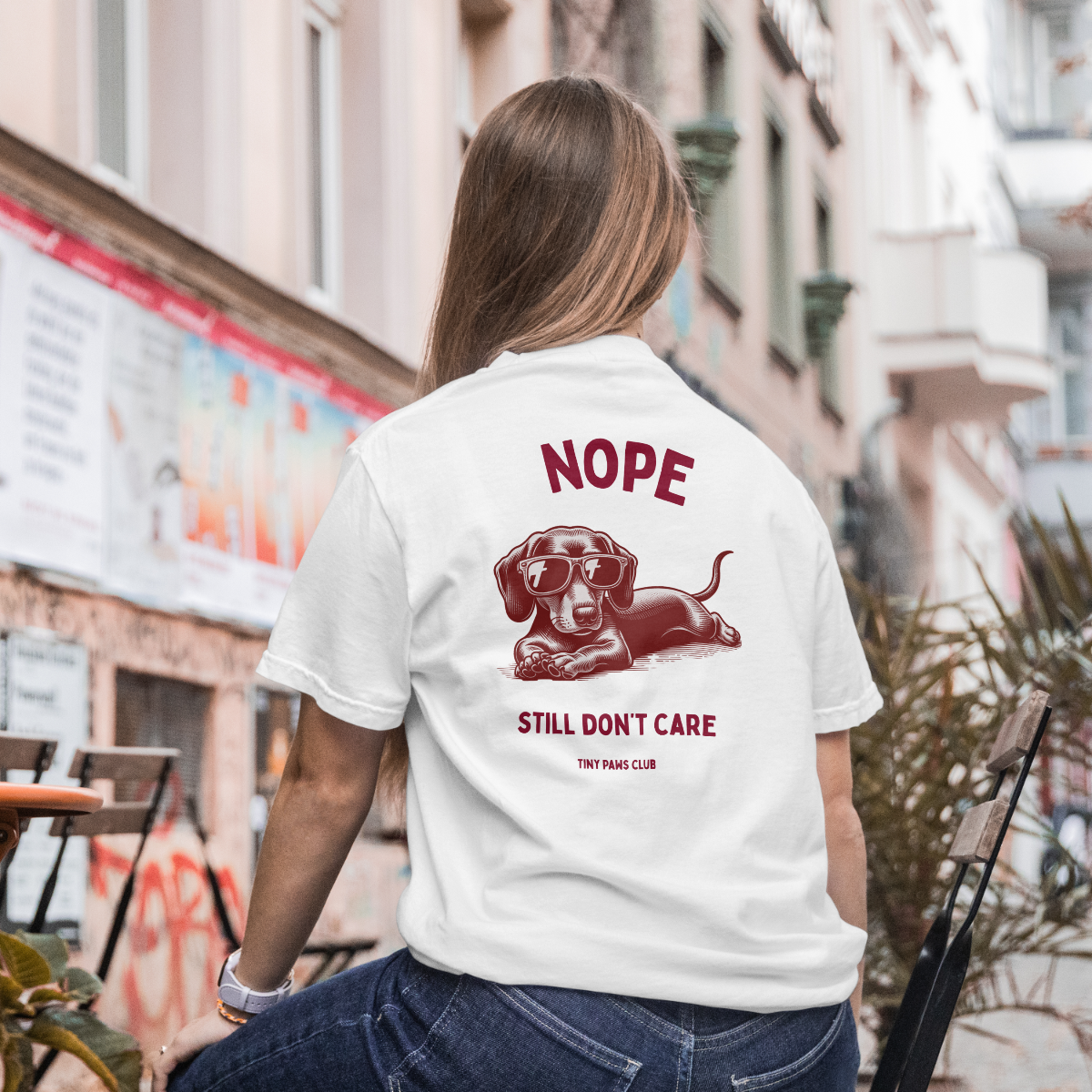 Still don't care - bordeaux - dachshund T-shirt