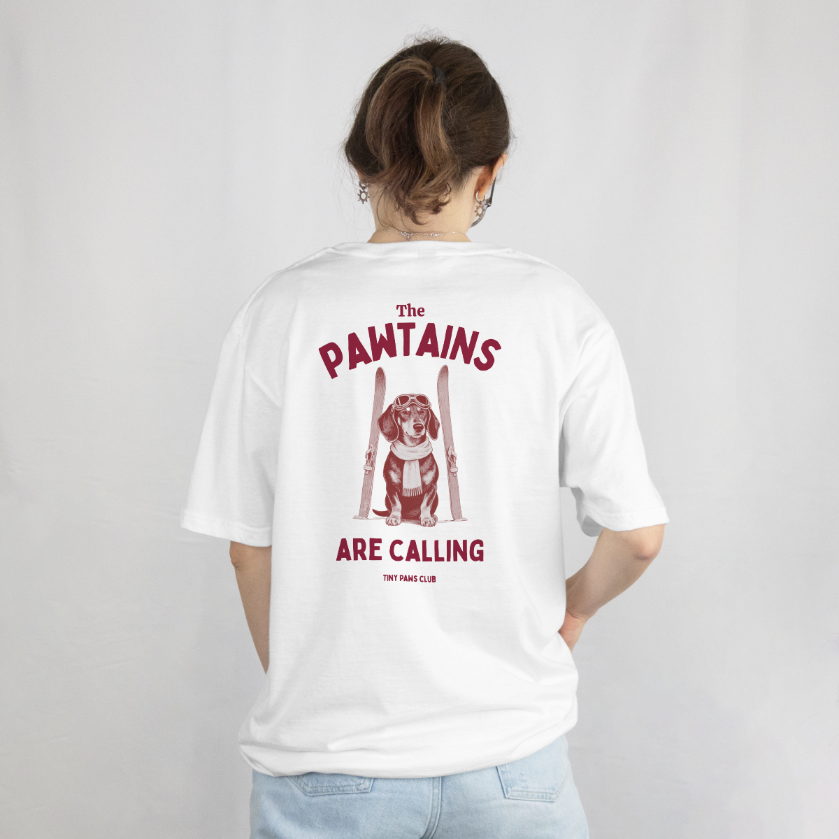 Pawtains are calling - bordeaux - dachshund T-shirt