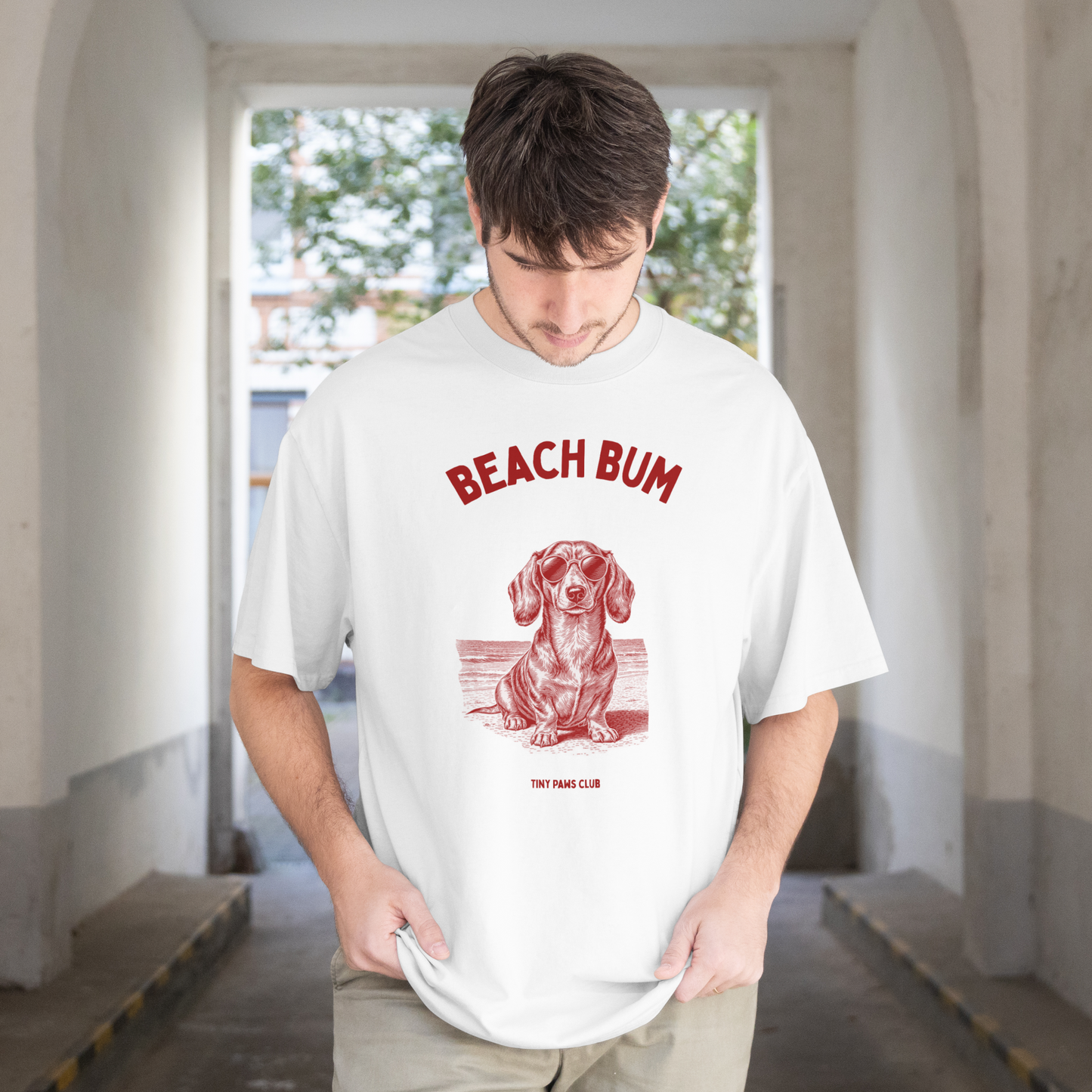 Beach bum - Front print bordeaux - dachshund T-shirt