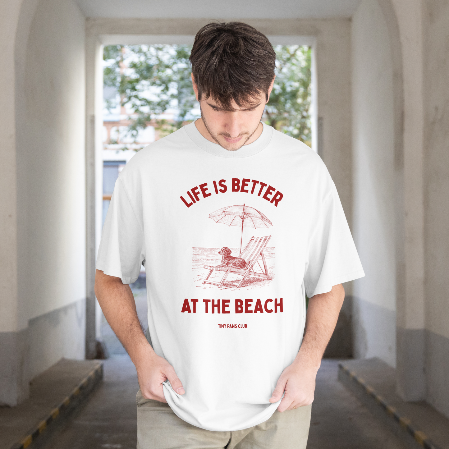 Life is better - Front print bordeaux - dachshund T-shirt