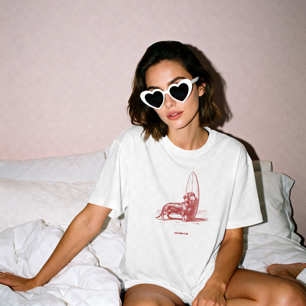 Salty Soul - Front print bordeaux - dachshund T-shirt