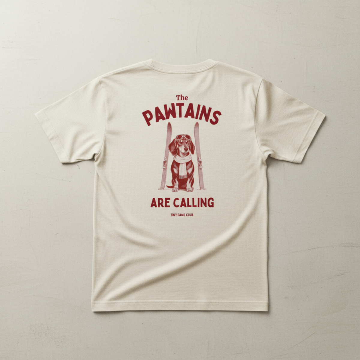 Pawtains are calling - bordeaux - dachshund T-shirt