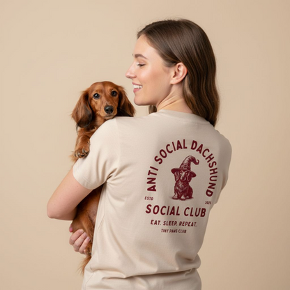 Social club - bordeaux - dachshund T-shirt