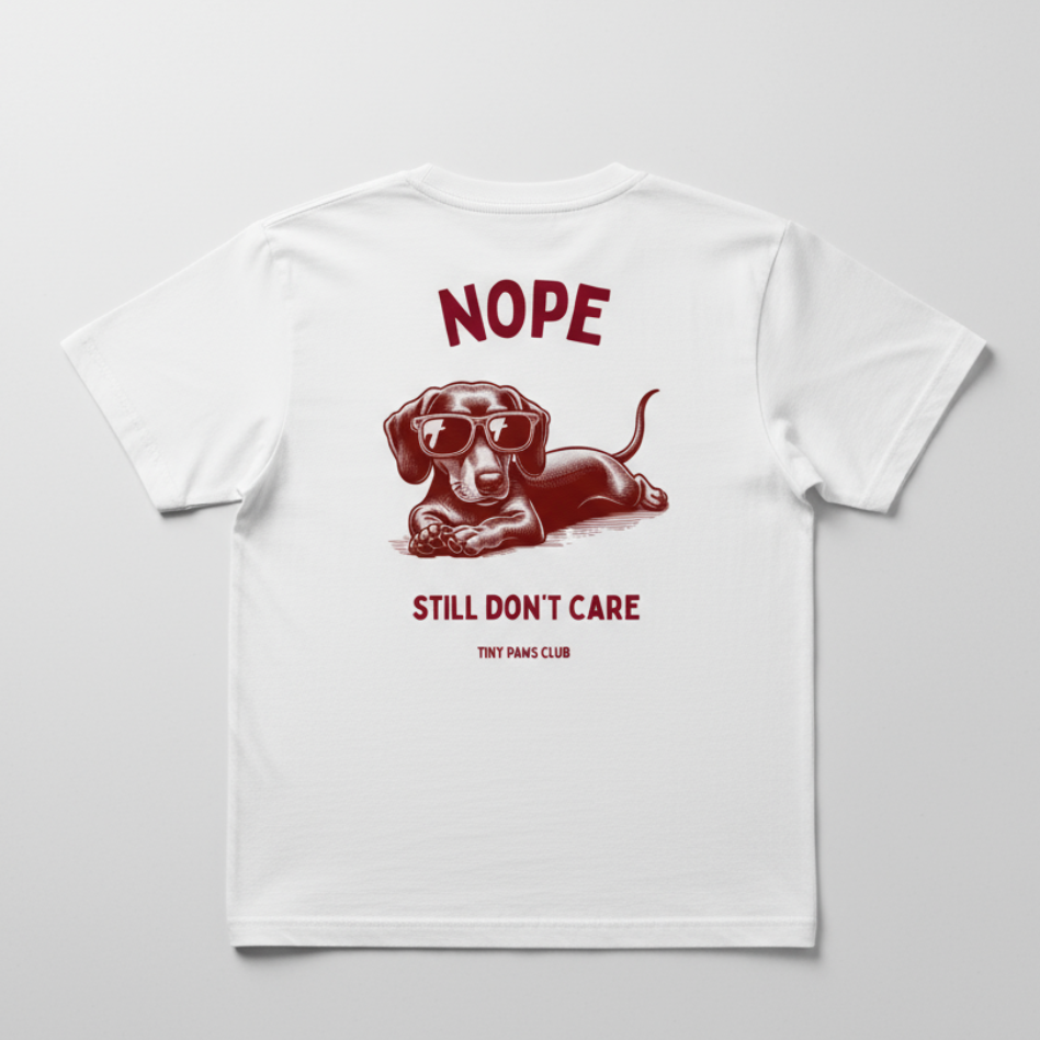 Still don't care - bordeaux - dachshund T-shirt